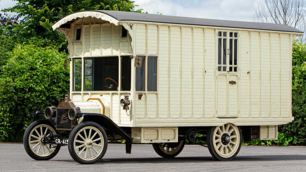 Ältestes Wohnmobil Der Welt Versteigert